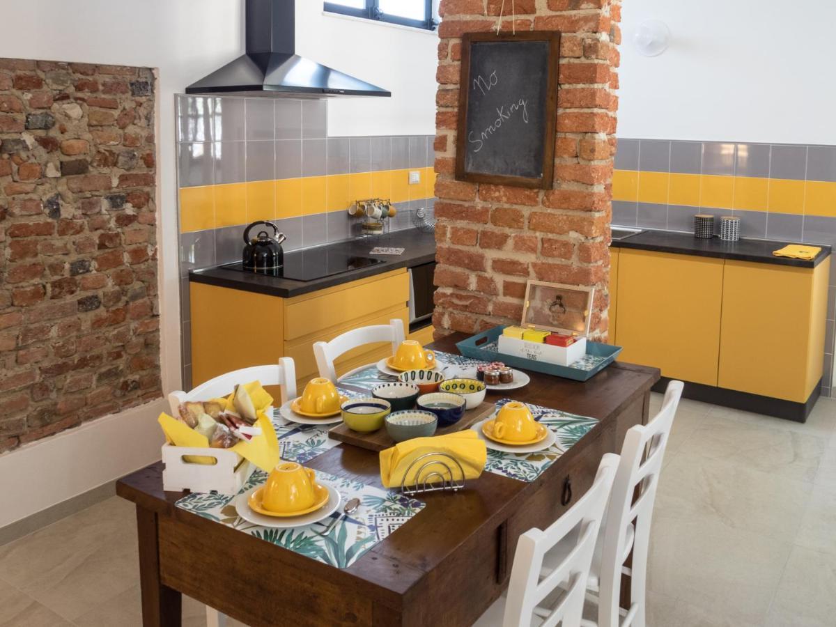 La Tintoria Suites Asti Ngoại thất bức ảnh
