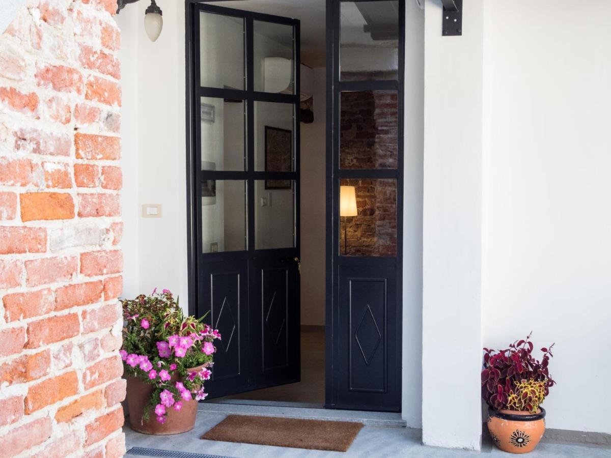 La Tintoria Suites Asti Ngoại thất bức ảnh